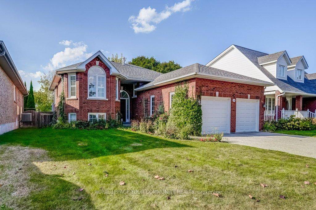 Bradford West Gwillimbury, ON L3Z 2X9,132 Compton CRES