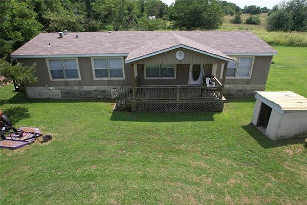 7849 E 121 Road, Wetumka, OK 74883