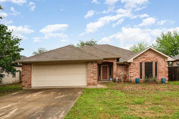 Terrell, TX 75160,105 Stonebriar Way