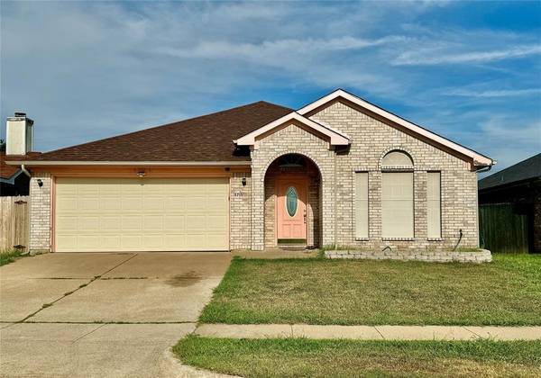 5715 Magnum Drive, Arlington, TX 76018