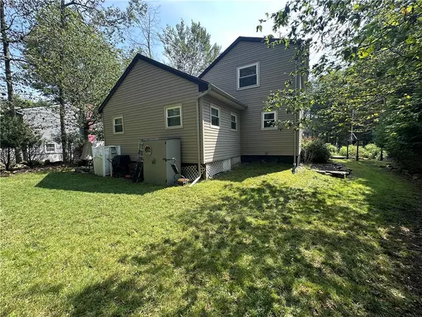 Coolbaugh Twp, PA 18466,2607 Foxledge Drive