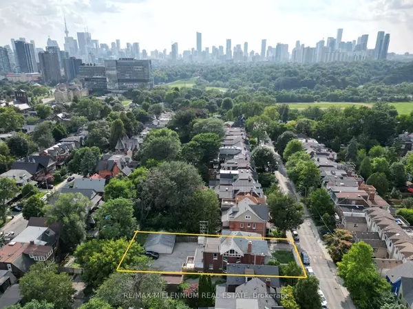 Toronto E01, ON M4K 1C2,43 Riverdale AVE