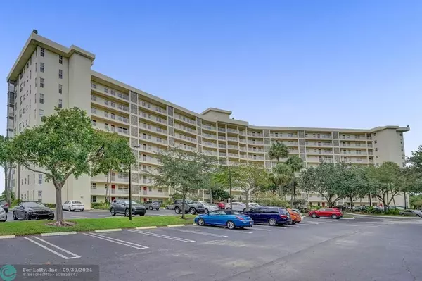 3095 N Course Dr  #401, Pompano Beach, FL 33069