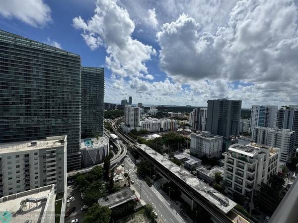 Miami, FL 33130,999 SW 1st Ave  #2403