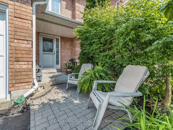 Whitchurch-stouffville, ON L4A 1J8,213 Park DR