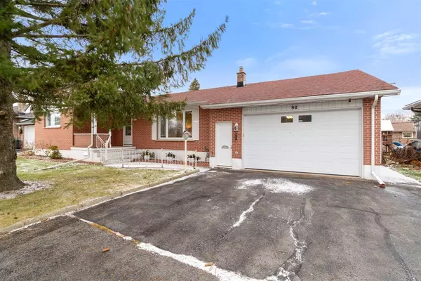 Loyalist, ON K7N 1B9,86 Manitou CRES W