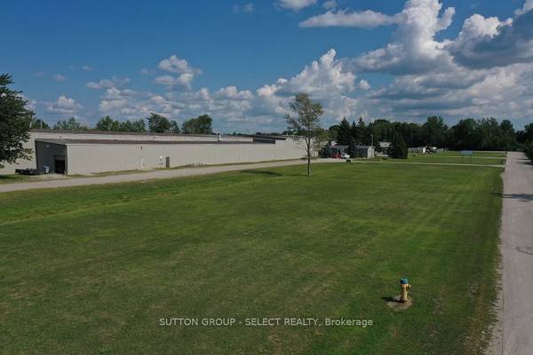 1 Firestone RD, Strathroy-caradoc, ON N7G 4K2