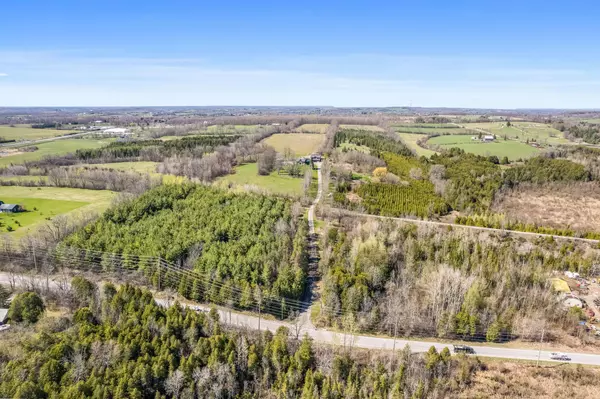 Smith-ennismore-lakefield, ON K9J 6X4,124 Lily Lake RD