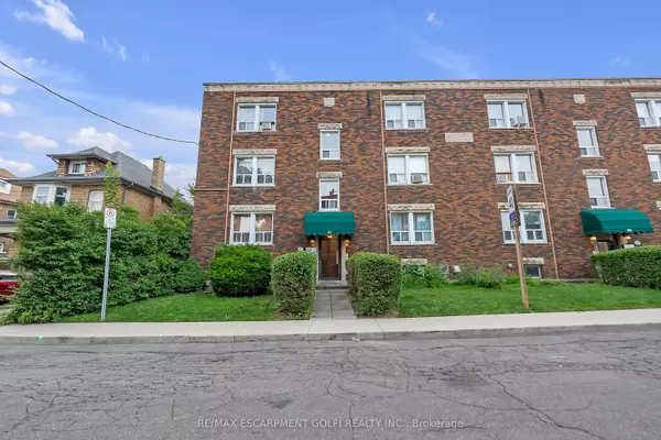 Hamilton, ON L8M 3C4,97 Connaught AVE S #9