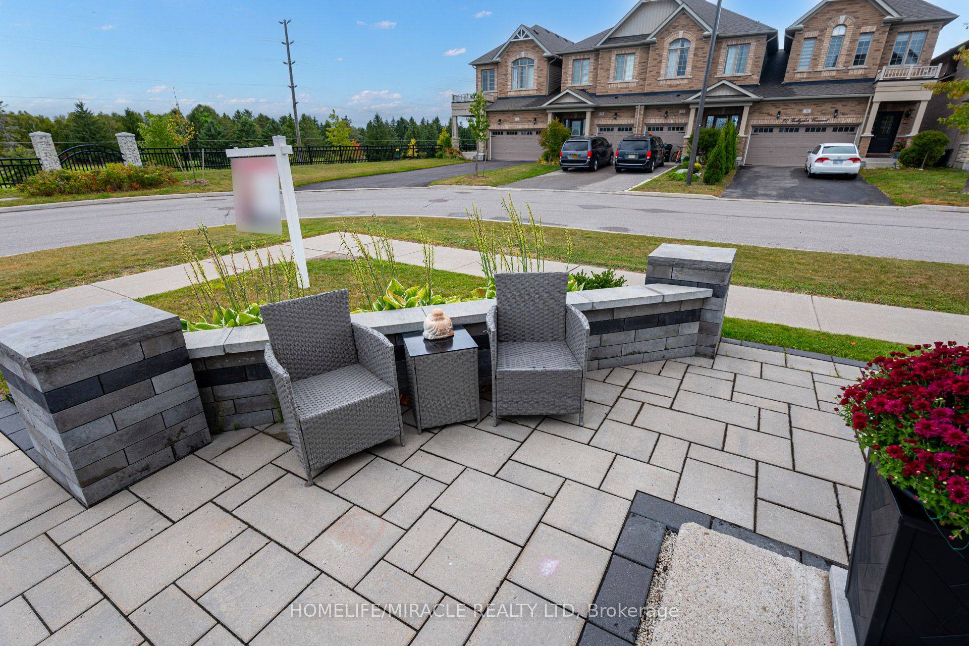 New Tecumseth, ON L9R 0P3,35 Gallagher CRES