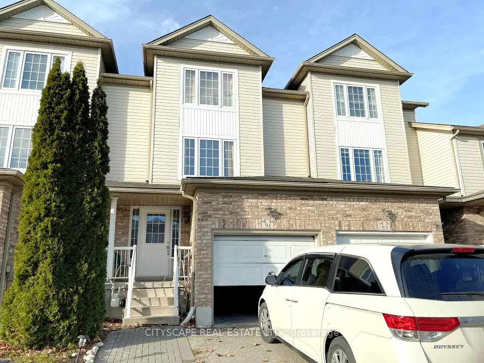 Kitchener, ON N2E 4C9,91 Donnenwerth DR