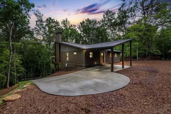 295 Pasha Drive, Ellijay, GA 30540