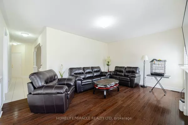 Peel, ON L5W 0C8,7163 Wrigley CT