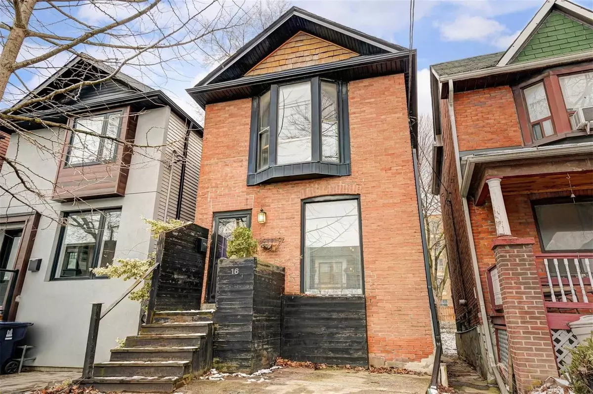 Toronto E01, ON M4M 2X3,16 Winnifred AVE