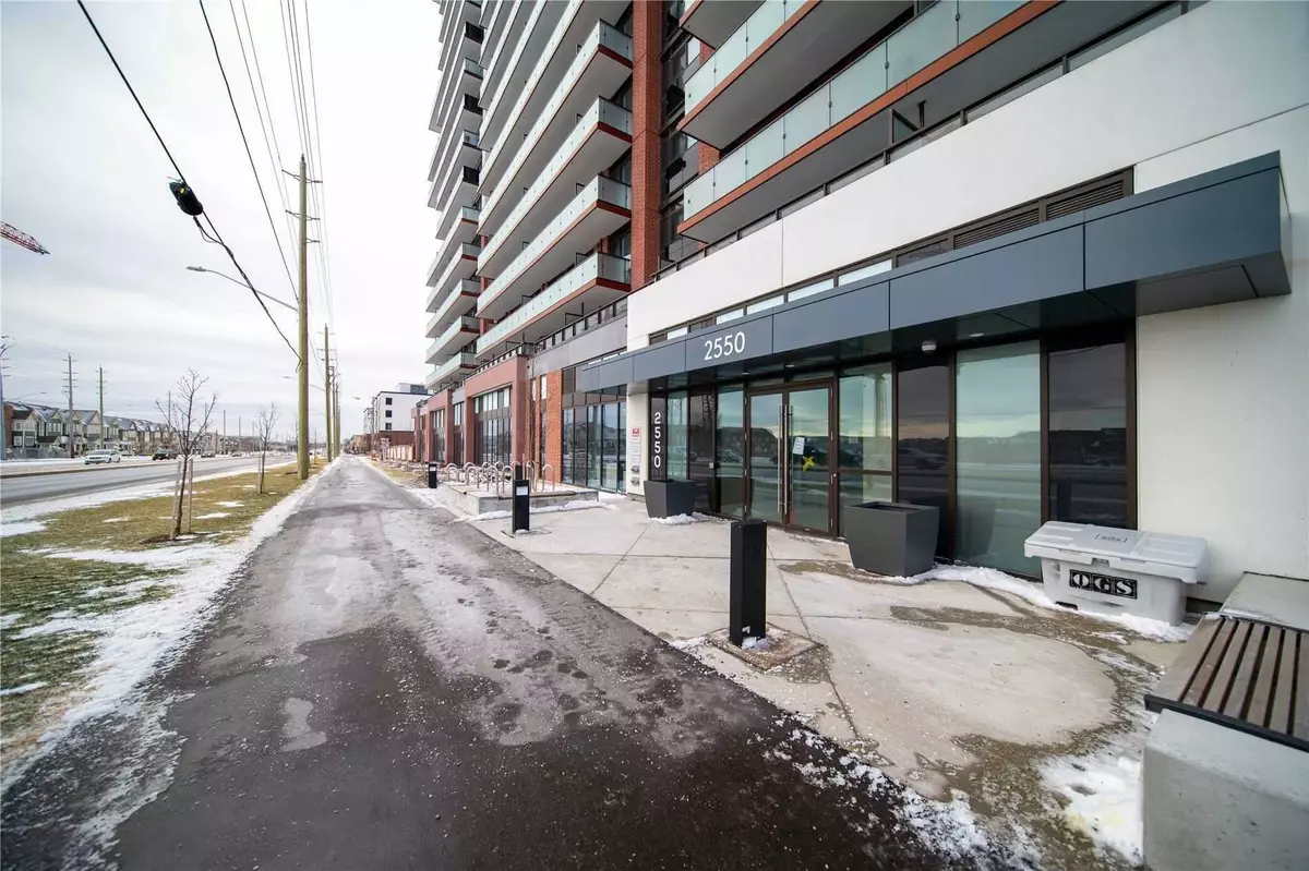 Oshawa, ON L1L 0R5,2550 Simcoe ST N #2418