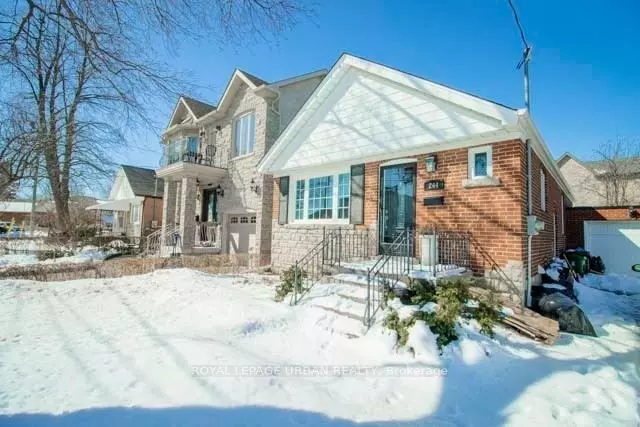 Toronto E03, ON M4B 1S3,244 Parkview Hill CRES #Lower