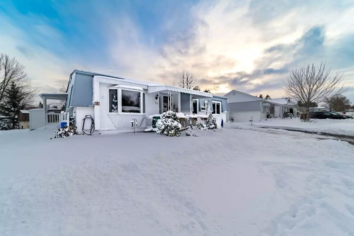 Innisfil, ON L9S 1N8,23 Linden LN