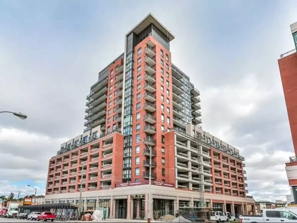 Toronto, ON M6A 0C4,3091 Dufferin ST #309