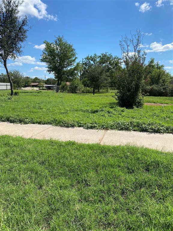 400 E Walnut, Coleman, TX 76834