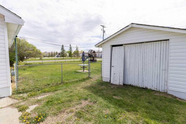 Fairview, AB T0H 1L0,10901 105 AVE