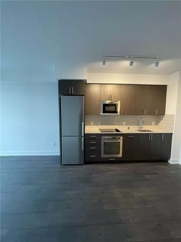 Oshawa, ON L1L 0R5,2550 Simcoe ST N #2510