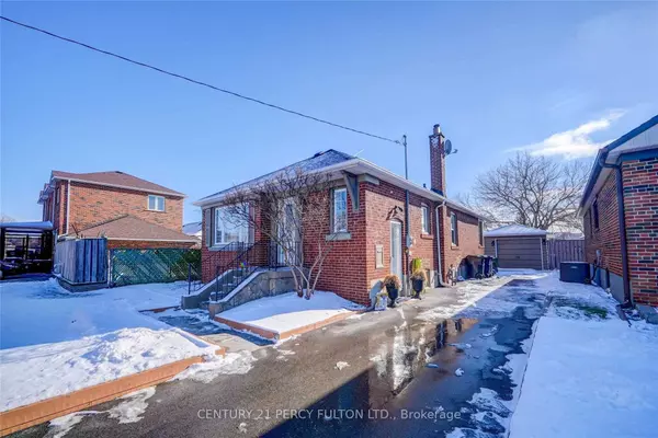 Toronto E04, ON M1R 4J2,65 Joanna DR