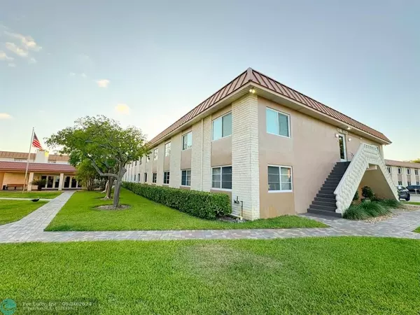 Wilton Manors, FL 33305,12 NE 19th Ct  #204A