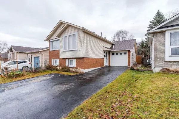 Barrie, ON L4N 6T6,15 Gosney CRES