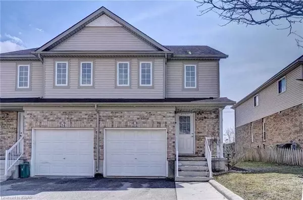 Kitchener, ON N2E 4J5,212 Red Clover CT