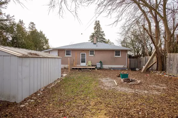 Brantford, ON N3S 4M7,54 Lyndhurst ST