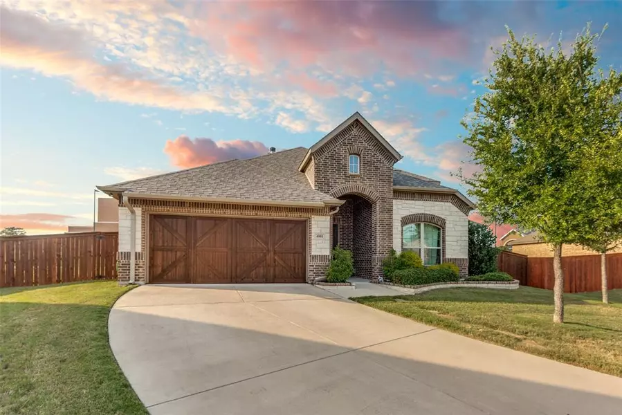 4001 Pecan Grove Drive, Midlothian, TX 76065