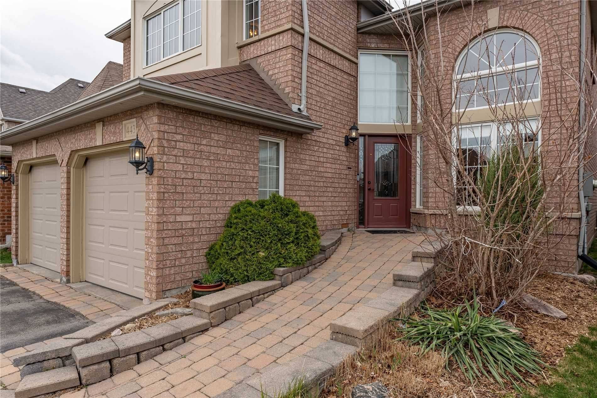 Newmarket, ON L3X 2H9,443 Silken Laumann DR