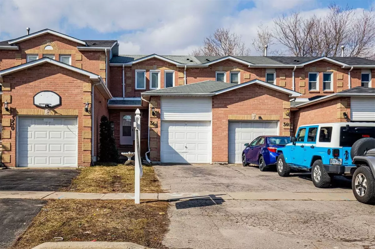 Oshawa, ON L1J 8J3,348 Sheffield CT