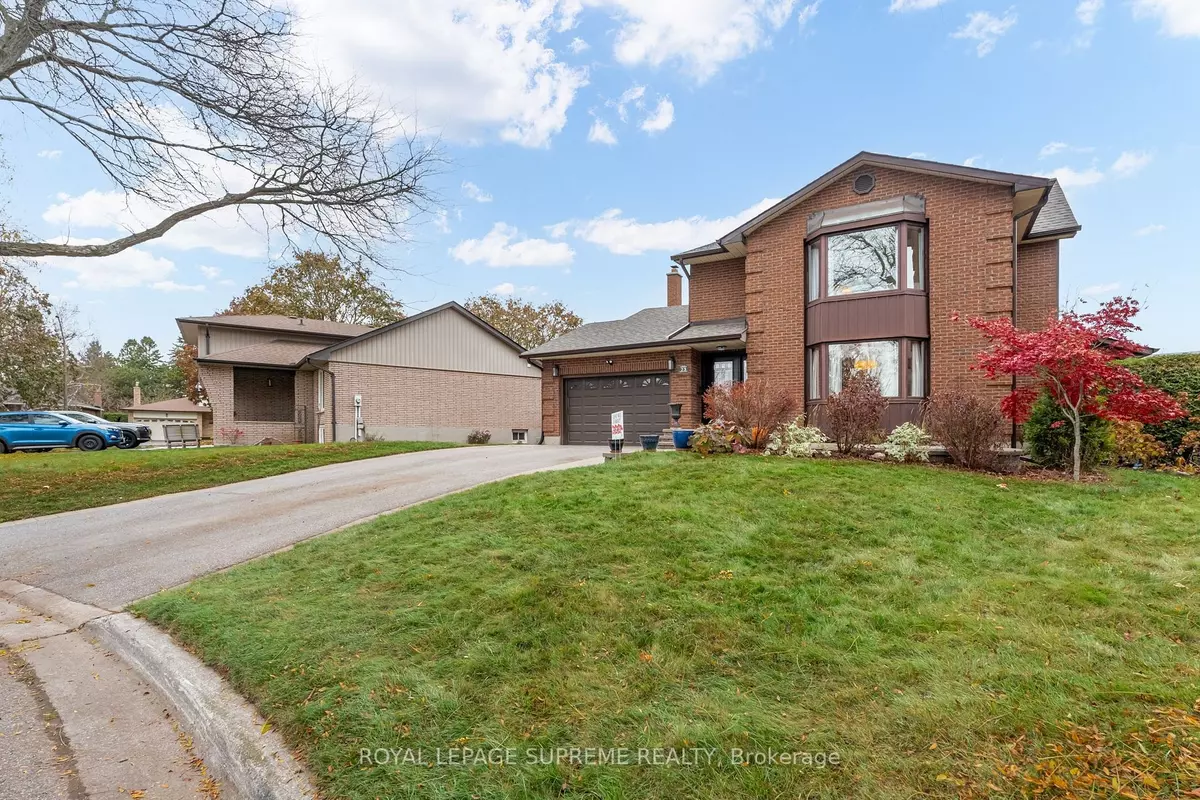 Oshawa, ON L1G 7K1,73 Cherry CT