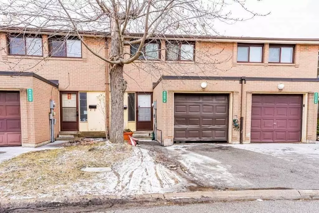 Brampton, ON L6T 2E7,267 Fleetwood CRES