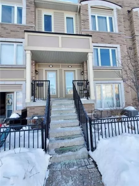 Mississauga, ON L5M 0X1,3185 Boxford CRES #7