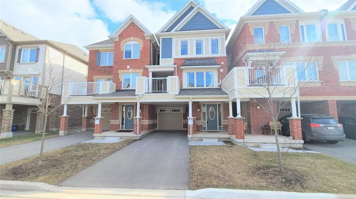 Milton, ON L9E 1E9,109 Lemieux CT