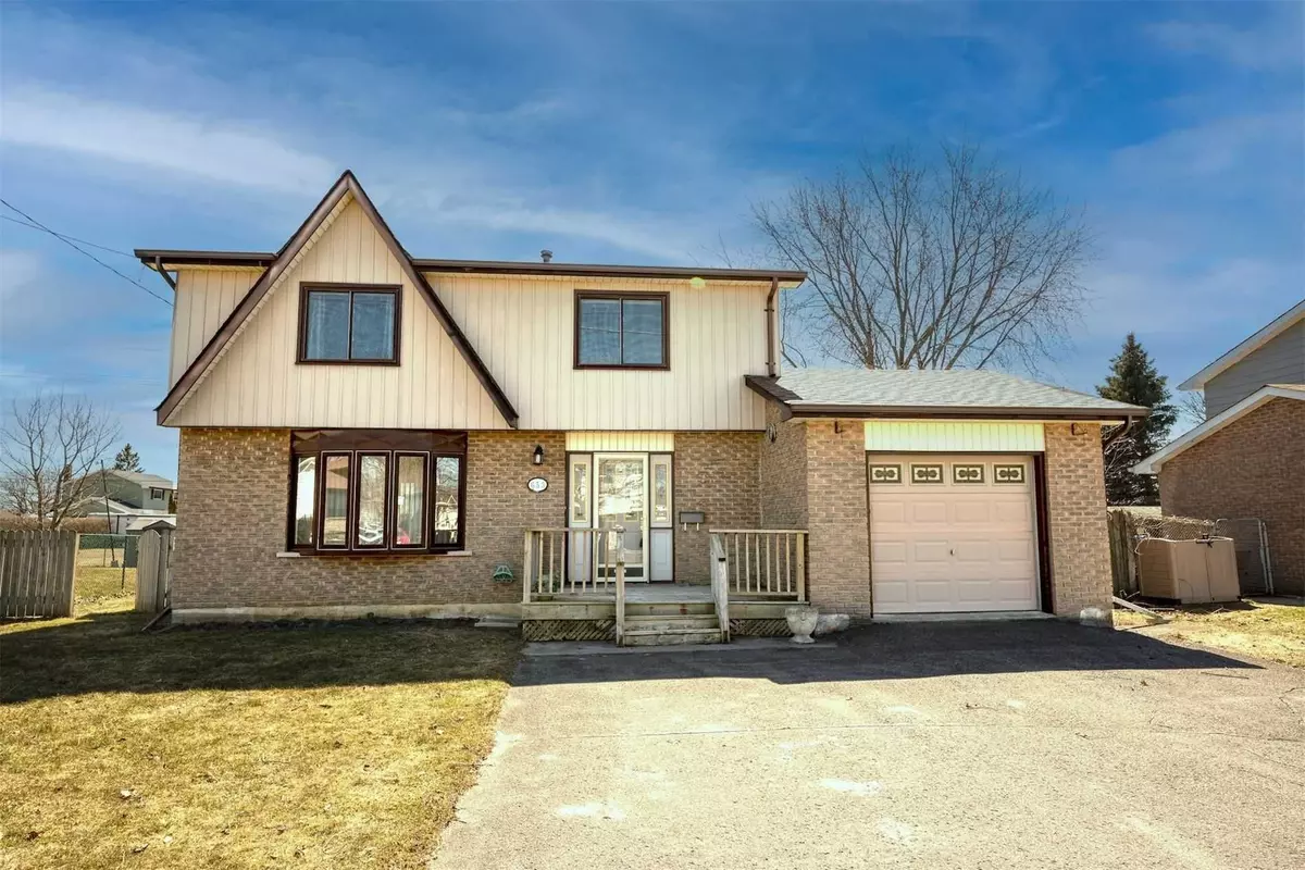 Cobourg, ON K9A 4R4,653 Spragge CRES