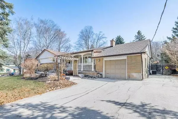 Newmarket, ON L3Y 4N4,101 Forest Glen RD