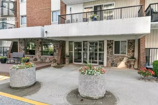 Windsor, ON N8S 1G3,8591 Riverside DR E #410