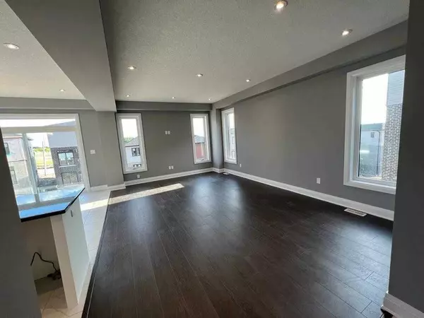 Waterloo, ON N2E 0H9,536 Nathalie CRES