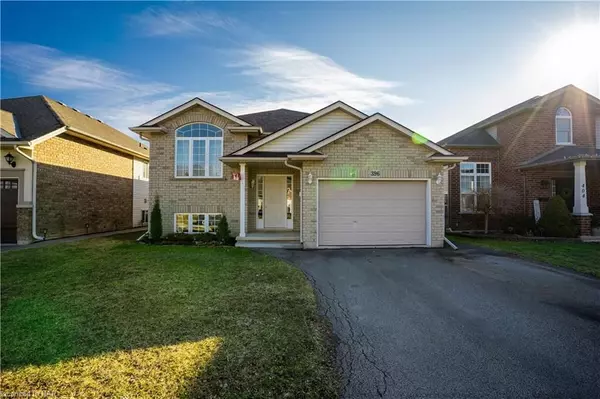 Welland, ON L3C 7J9,396 AUTUMN CRES