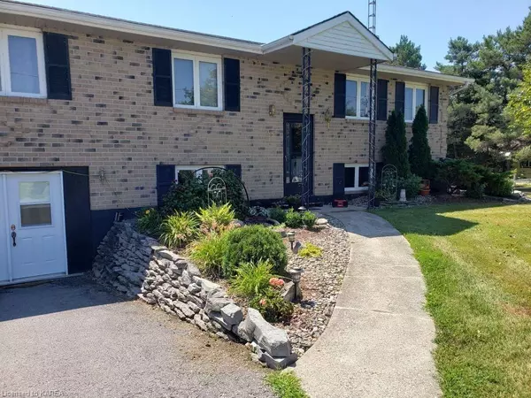 Greater Napanee, ON K7R 3K8,138 BAYVIEW DR