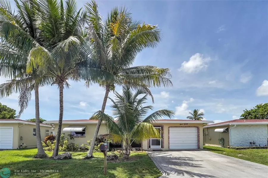 940 NW 49th St, Deerfield Beach, FL 33064