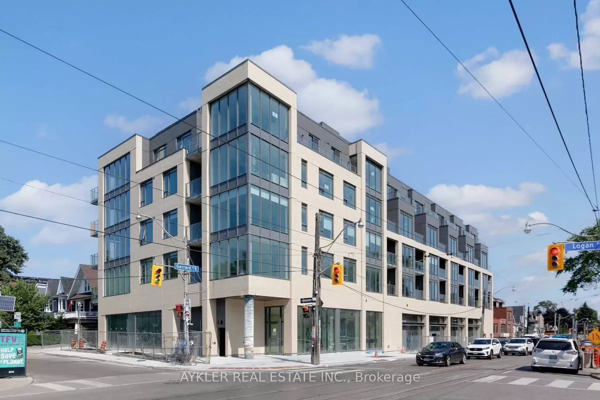 Toronto E01, ON M4K 3B2,495 Logan AVE #306