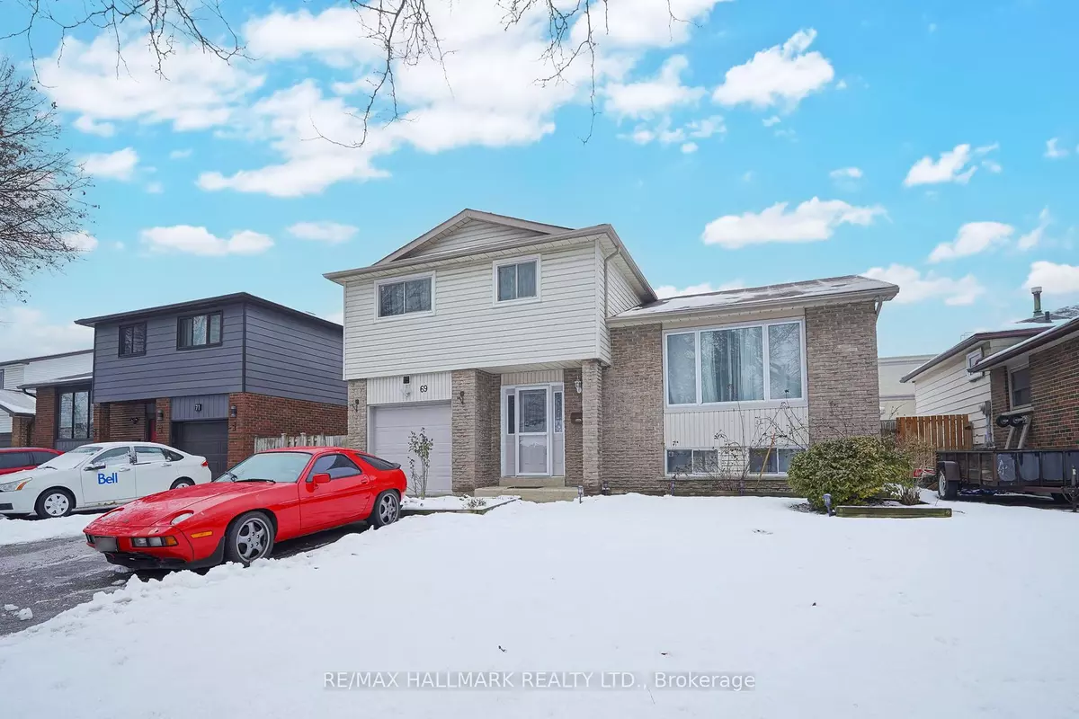 Whitby, ON L1N 5M3,69 Calais ST