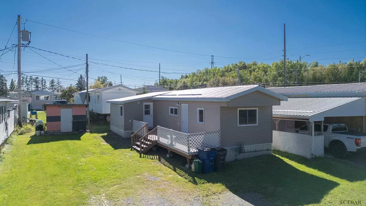 Temiskaming Shores, ON P0J 1R0,12 First ST