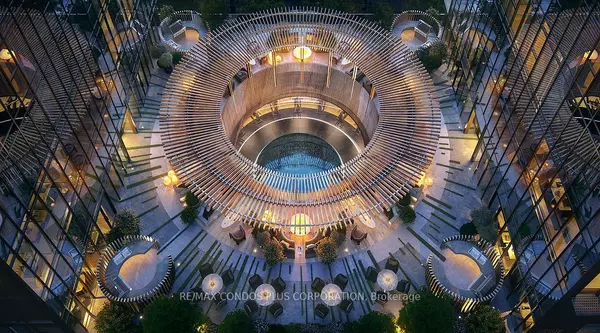 Toronto C01, ON M5V 0V1,35 Mercer ST #3710