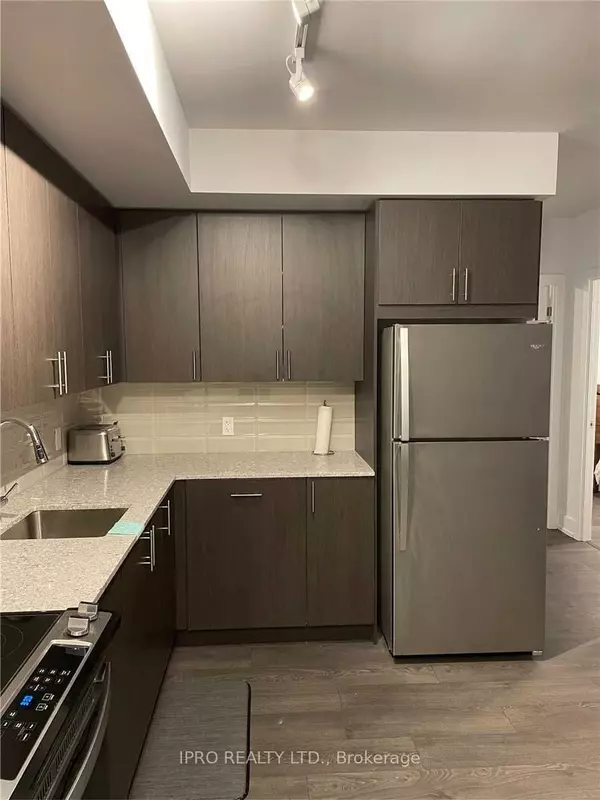 Oshawa, ON L1L 0R5,2550 Simcoe ST N #1617