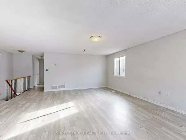 Barrie, ON L4M 5T3,96 Hickling TRL